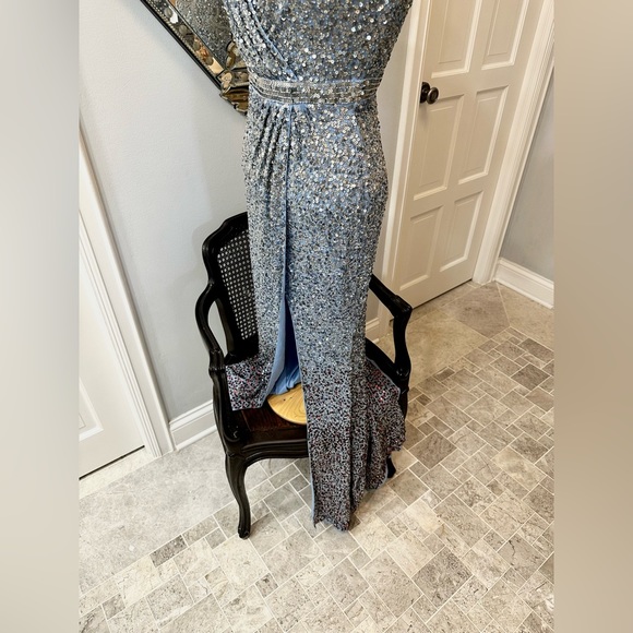 NWT Mac Duggal Gorgeous Blue Goddess Sexy Seqin To The Floor High Slit Gown - Picture 11 of 16